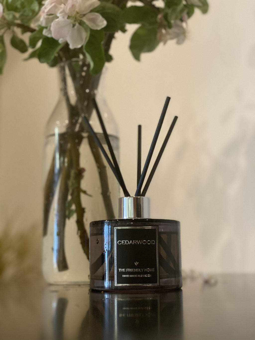 Cedarwood doftpinnar 200 ml – ceder, amber & jasmin