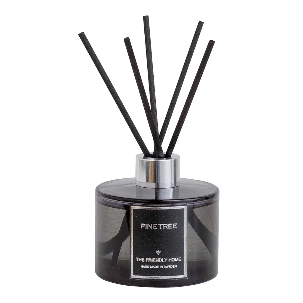 Pine Tree doftpinnar 200 ml – skog, rök & ceder
